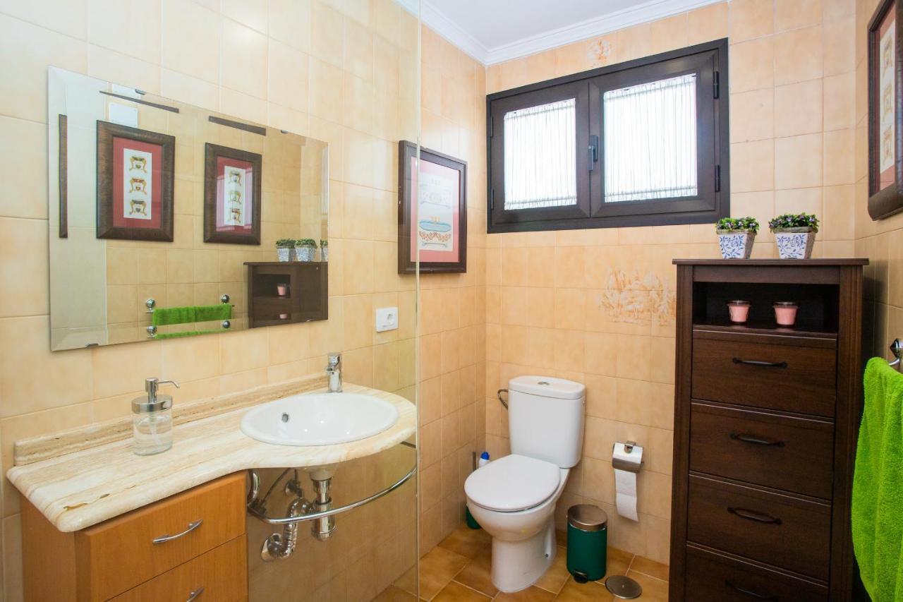 Villa Casa Juana A 50 Metros La Playa Del Reducto Y Wifi Free à Arrecife  Extérieur photo