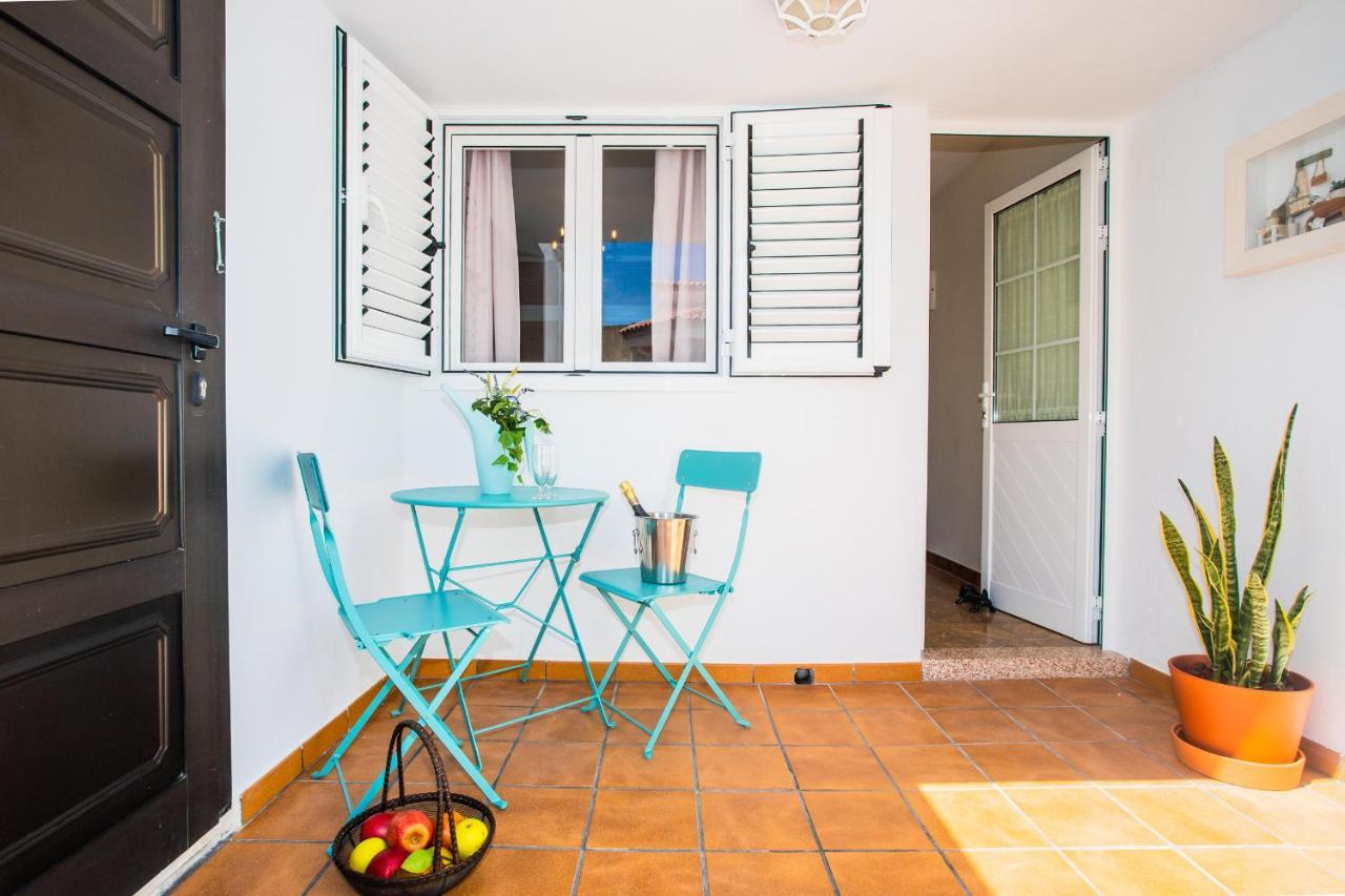 Villa Casa Juana A 50 Metros La Playa Del Reducto Y Wifi Free à Arrecife  Extérieur photo